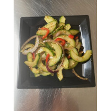 Aziatische Komkommersalade